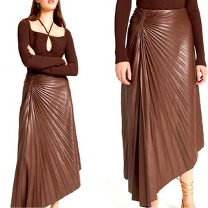 Elegant Brown Pleated Skirt
